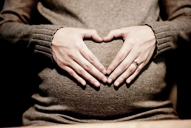 لحوم الأضاحي للحامل : اكتشفي الأنواع الآمنة والمخاطر المحتملة 